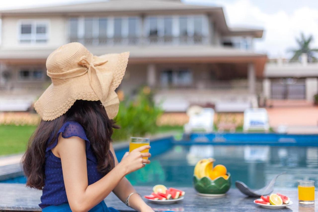 לונבלה Stayvista'S The Cincin With Elegant Rooms, Snooker Table, Pool, Scenic View, And Jacuzzi מראה חיצוני תמונה