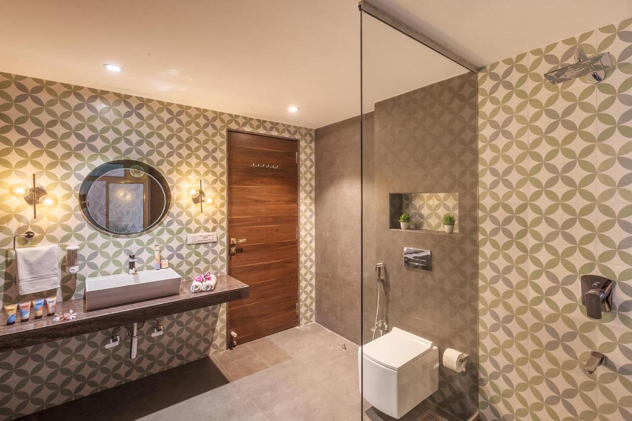 לונבלה Stayvista'S The Cincin With Elegant Rooms, Snooker Table, Pool, Scenic View, And Jacuzzi מראה חיצוני תמונה